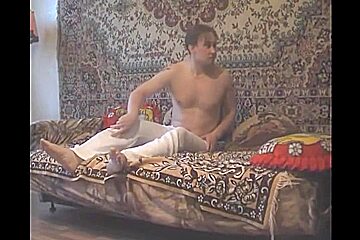 Homemade porn threesome on the hidden