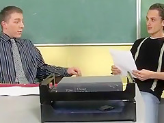 Homosexual men make out and fuck