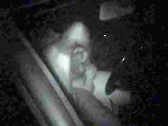 Hooker blows his customer in a car