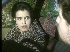 Horny Arabian slut fucked in the car in vintage porno