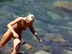 Hot Babes on Nudist Beach