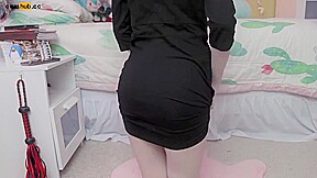 Hot Goth Slut Shoves Huge Anal Beads In Her Ass