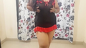 Hot Indian Bhabhi Wearing Naughty Clothes And Seducing Her Neighbour