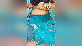Hot Sexi Bhabhi Ki Nude Video - Chi Chi