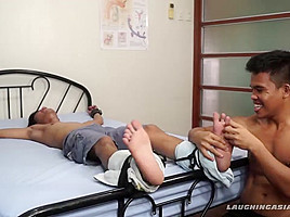Hot Ticklish Simon Returns