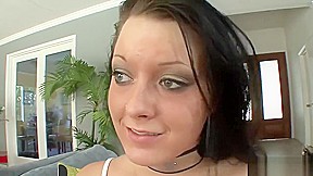 Hot ass brunette sits on horny babe's face with her fuckhole