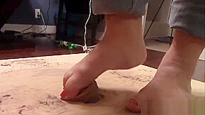 Hot girl breaking his dick on the cockbox