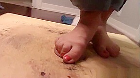 Hot girl breaking his dick on the cockbox