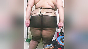 Huge Boobs - Desi Bbw Slave With Wiph Waiting For Her Master Huge Ass