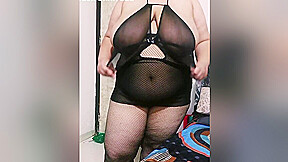 Huge Boobs - Desi Bbw Slave With Wiph Waiting For Her Master Huge Ass