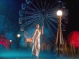 Hum Tum Ek Kamre Mein Xxx