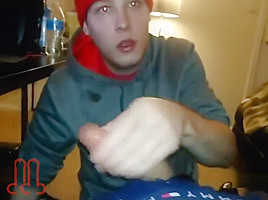 Hung 20 YO Gets His First BJ from a Guy