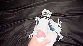 I Masturbate And Cum On My Sneakers And Socks