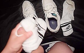 I Masturbate And Cum On My Sneakers And Socks