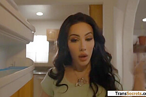 Im Ready To Meet Your Granny She Said With Her Big Boner Out - Ariel Demure