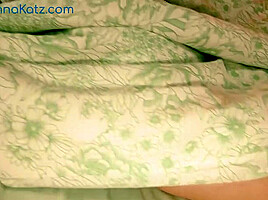 In Bed I Wait for You - RealAnnaKatz