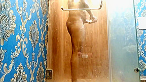 Indian Bhabhi Baithing In Hotel Room