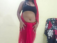 Indian Bhabhi Ghar Me Akele Boor Ho Rehi Thi Tabhi Dance Karna Kr De - Su Ru
