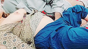 Indian Bhabhi Sex With Property Dealer With Clear Hindi Audio