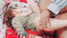 Indian Bhabhi Sex With Property Dealer With Clear Hindi Audio