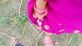 Indian Desi Village Bhabhi Outdoor Fucking