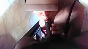 Indian Girl Radha Gives Awesome Deepthroat Blowjob