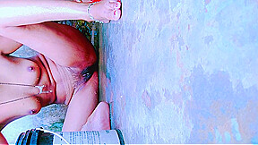 Indian Hot Figure Young Bhabhi Bath !! Bhabhi Have Gorgeous Figure!!chupke Se Video Bna Li
