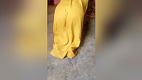 Indian Maid Sneha Cleaning House And Showing Her Full Naked Body