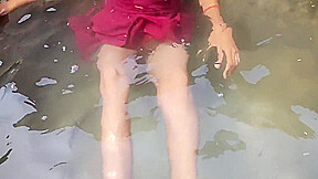 Indian Outdoor Village Opne Water Tenk Bathing Desi Girl Hindi Audio