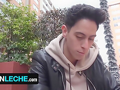 Inexperienced Straight Boy Nate Wayne Gets His Tight Asshole Stretched On Camera - Vincent Landi