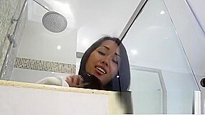 Insatiable young girl can't get enough of showing off her body