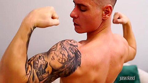 Ivan Kolos - Jacking Off While Rubbing His Perfect Abs