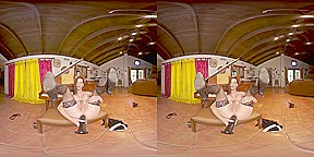 Jamie French in Pickup Notes Shemale VR Porn Video - VRBTrans