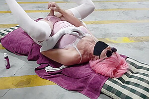 Jerking Off And Cumming In Lingerie At Work