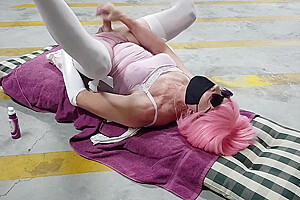 Jerking Off And Cumming In Lingerie At Work