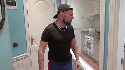 Jess Royan Fucked Barebakc By Izna Loren In Madrid - HumliationAndSpanking