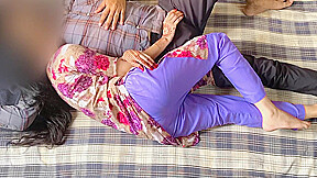 Karva Chauth Vart Me Choti Mosi Ki Chudai Video Huyi Viral Mms Desi Chudai