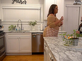 Katie Cummings In The Fat Girl Forced The Young Guy To Give Her A Gentle Cunnilingus