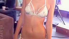 Kendall & Kylie Jenner Fap Challenge! college girl! BIKINI! WANK!