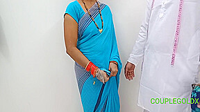 Komal Blouse Silane Gai Thi Apne Telar Ke Pas