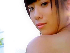 Kotora Mafune Appears In Her Debut Movie Teasing Hiding