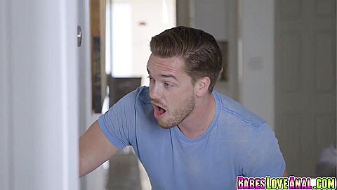 Kyle Quickly Switched Plug With His Cock