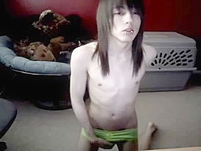 LEGAL AGE teenager 18+ CROSSDRESSER two