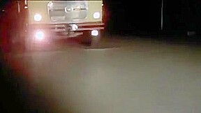 La petite salope et les routiers