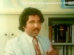 Lisa Deleeuw takes Ron to the wall