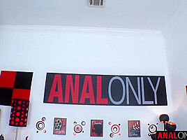 Logan Long And Valentina Jewels - Big Booty Brunette Has Her Ass Stretched And Creampied