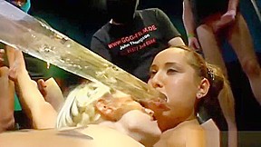 Love Mia Bitch  A piss slut queen!