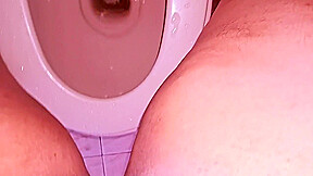 M A In Video Of Sri Lankan Sexy Girls Peeing