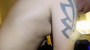 MI MARIDO TRAJO UNOS AMIGOS PARA QUE ME FOLLEN , HERMOSAS PIJAS ME TRAJO