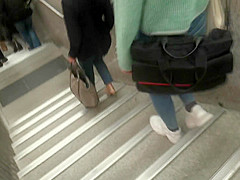 MILF in golden high heels
